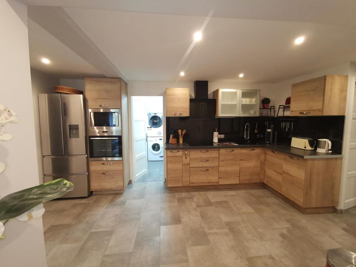 Villa Flora Superior Apartment كابريس المظهر الخارجي الصورة